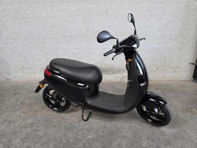 Agm - snorscooter - eco - elektrische 25km uitvoering fdh35l - afbeelding 4 van  8