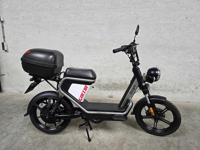 Agm - snorscooter - goccia gev1000 20ah - elektrische 25km uitvoering fgj08b - afbeelding 2 van  4
