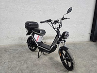 Agm - snorscooter - goccia gev1000 20ah - elektrische 25km uitvoering fgj08b - afbeelding 4 van  4