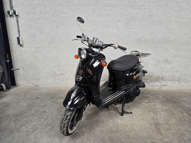 Agm - snorscooter - new flash - 4t 25km uitvoering f323sn - afbeelding 3 van  7