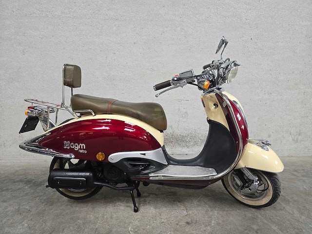 Agm - snorscooter - retro - 4t 25km uitvoering dgs11r - afbeelding 2 van  7