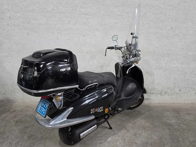 Agm - snorscooter - retro extra - 4t 25km uitvoering d297pf - afbeelding 5 van  7
