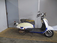 Agm - snorscooter - retro extra - scooter - afbeelding 8 van  11