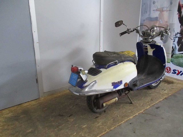 Agm - snorscooter - retro extra - scooter - afbeelding 9 van  11