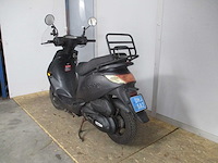 Agm - snorscooter - sp50 zip - scooter - afbeelding 3 van  4