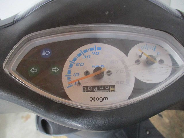 Agm - snorscooter - sp50 zip - scooter - afbeelding 4 van  4