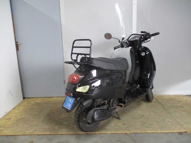 Agm - snorscooter - vx riva - scooter - afbeelding 9 van  11