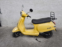 Agm - snorscooter - vx50 - 4t 25km uitvoering dvr10n - afbeelding 1 van  8