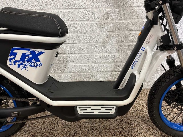 Agm go1tx elektrische brommer - afbeelding 3 van  9