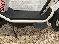 Agm goccia elektrische brommer - afbeelding 6 van  11