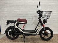 Agm goccia elektrische brommer