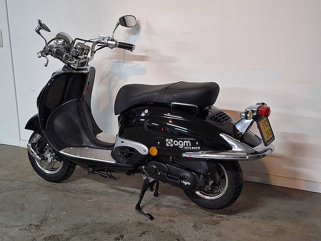 Agm grande retro extra 45 km bromscooter 4takt - afbeelding 3 van  7