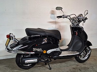 Agm grande retro extra 45 km bromscooter 4takt - afbeelding 7 van  7
