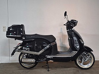 Agm lx 25km snorscooter 4-takt - afbeelding 5 van  7