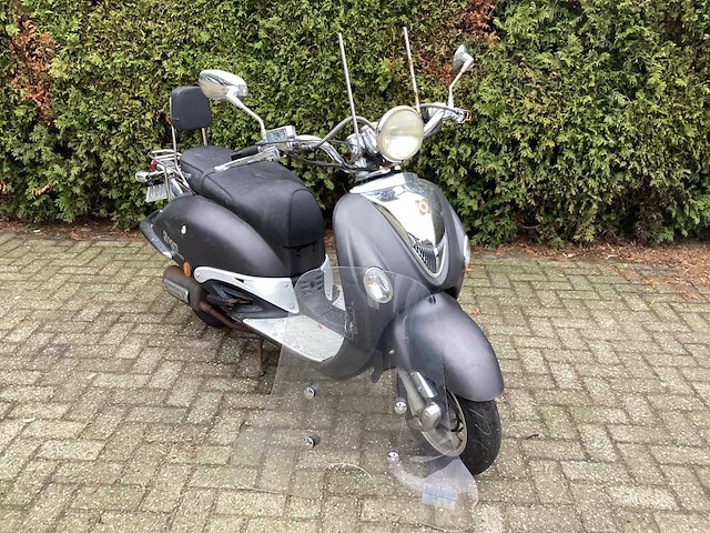 Agm snorscooter d-774-zp - afbeelding 1 van  18