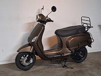 Agm vx riva 45 km bromscooter 4takt - afbeelding 2 van  7