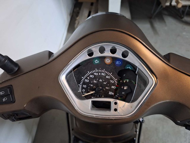 Agm vx riva 45 km bromscooter 4takt - afbeelding 4 van  7