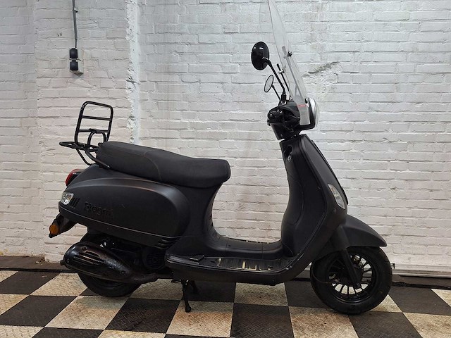 Agm vx50 25 km snorscooter 4takt - afbeelding 5 van  7