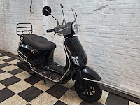 Agm vx50 45 km bromscooter 4takt - afbeelding 7 van  7