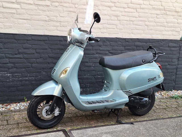 Agm vx50 riva 25km snorscooter 4-takt - afbeelding 2 van  7