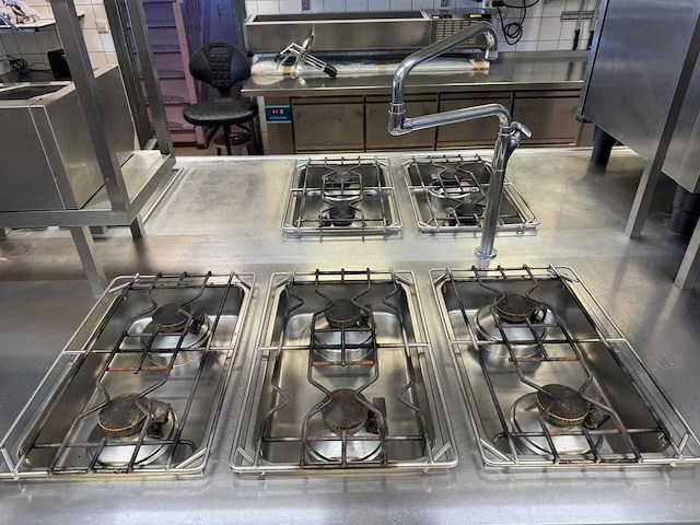 Agp - kook- en bakeiland - afbeelding 17 van  40