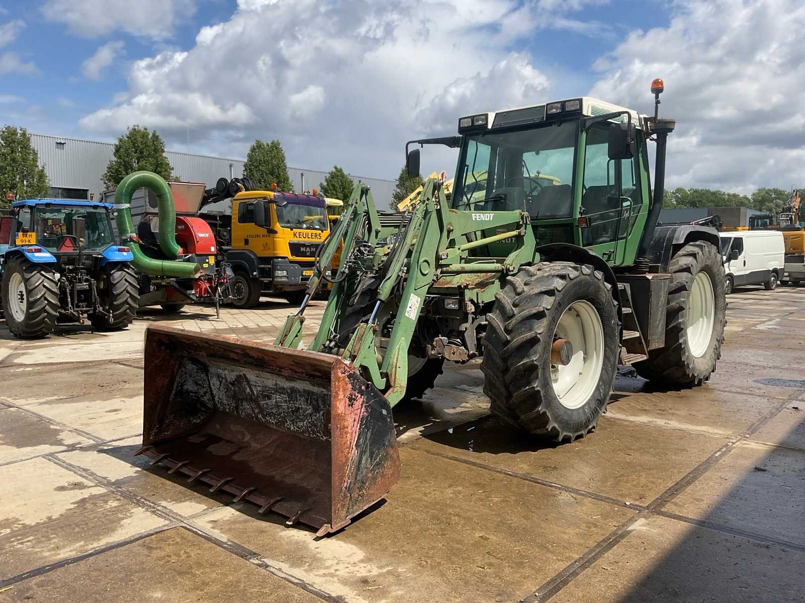 Agrarische, grondverzet-, hout- en metaalbewerkingsmachines