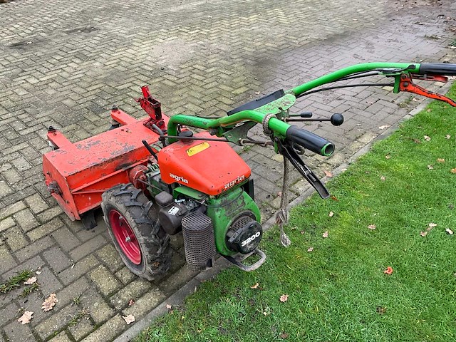 Agria 3200 werktuigdrager / klepelmaaier - afbeelding 5 van  10