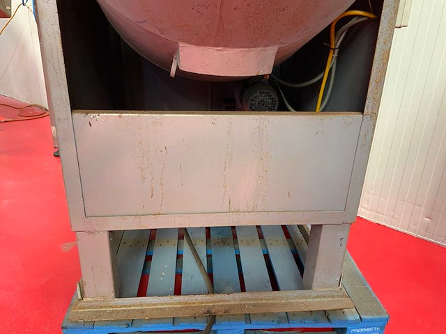 Agritechniek kantelbare noten bekruid tumbler - afbeelding 4 van  5