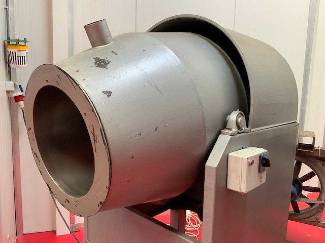 Agritechniek kantelbare noten bekruid tumbler - afbeelding 6 van  10