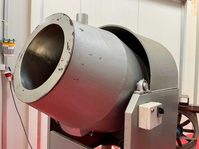 Agritechniek kantelbare noten bekruid tumbler - afbeelding 9 van  10