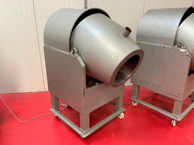 Agritechniek kantelbare noten bekruid tumbler - afbeelding 1 van  6