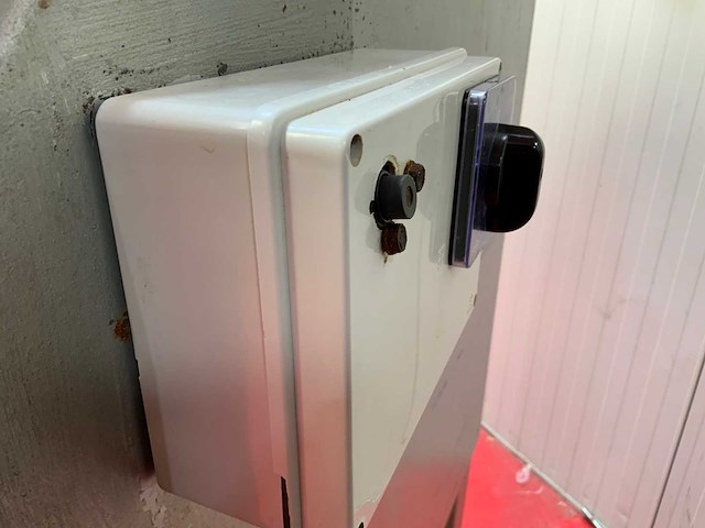 Agritechniek kantelbare noten bekruid tumbler - afbeelding 5 van  6
