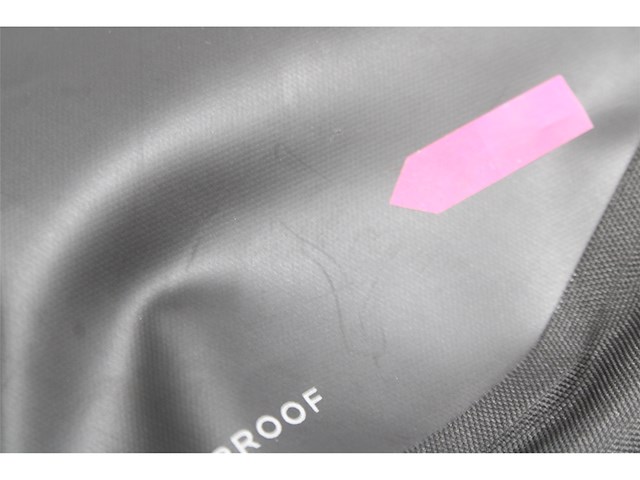 Agu dubbele fietstas shelter zwart 42l waterdicht mik - afbeelding 3 van  3