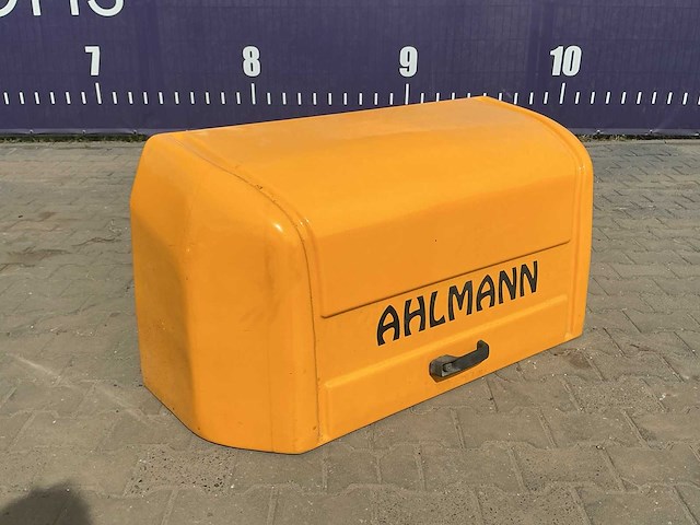 Ahlmann shovel motorkap - afbeelding 2 van  4