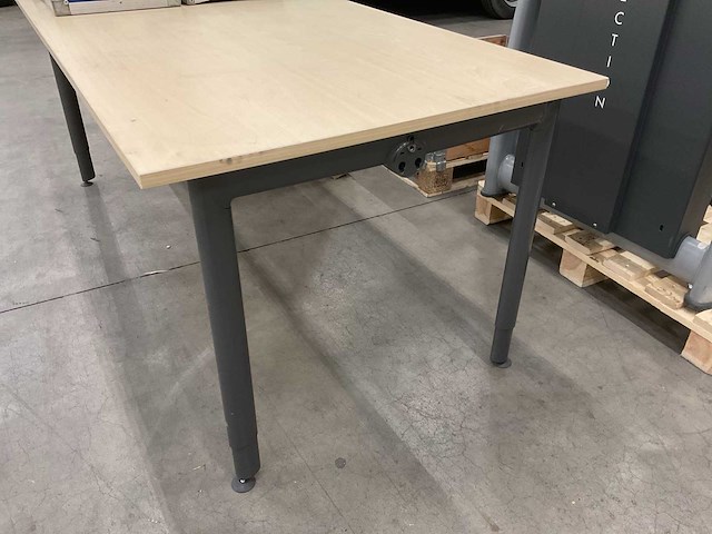 Ahrend - 180x90cm - kantinetafel - afbeelding 2 van  2