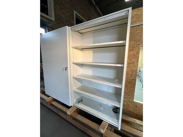 Ahrend - akoestische schuifdeurkast 240x195x50cm - afbeelding 4 van  5