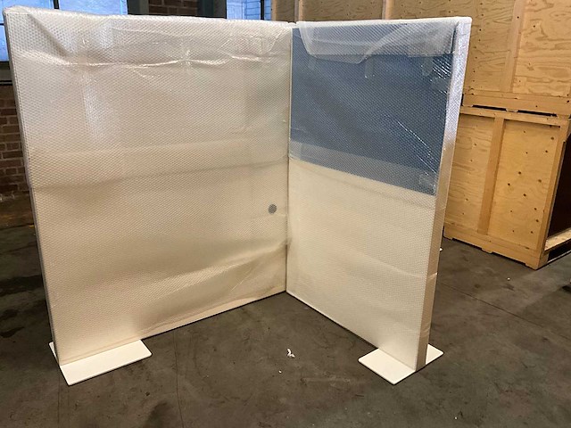Ahrend - akoestische werkplekinrichting 4 pers. v.v. in hoogte verstelbaar bladophanging 280x200x160cm - afbeelding 3 van  3