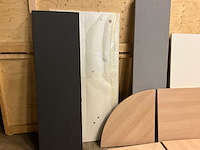 Ahrend - diverse tafelbladen en privacyschermen (17x) - afbeelding 4 van  6