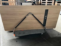 Ahrend - tafelblad v.v. stroomvoorzieningen 240x120cm - afbeelding 1 van  3