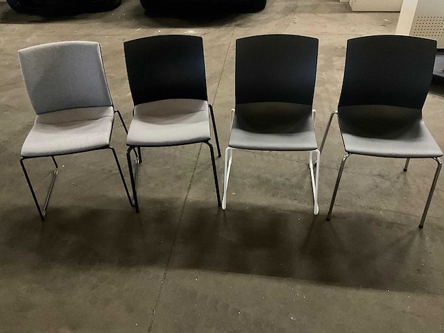 Ahrend - vergaderstoel (4x) - afbeelding 1 van  4