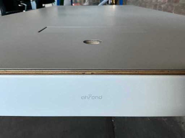 Ahrend - vergadertafel v.v. stroomvoorzieningen en draadloos opladen 200x100x75cm - afbeelding 6 van  7