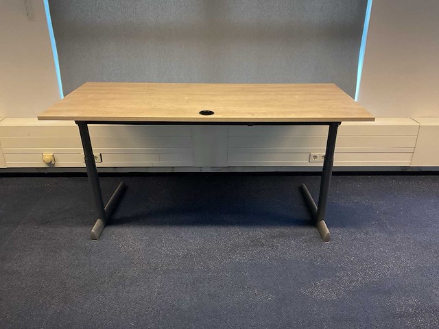 Ahrend - verstelbare bureautafel 80x180 cm - afbeelding 3 van  6
