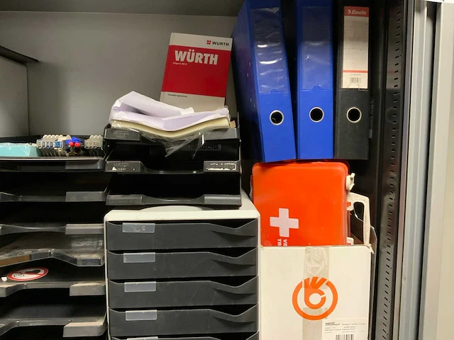 Ahrend archiefkast met inhoud, ladeblokken en printer - afbeelding 18 van  20