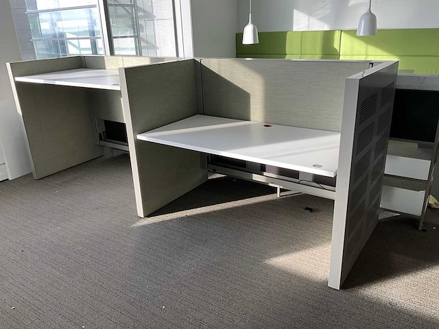 Ahrend bureau - 160x80 cm (2x) - afbeelding 1 van  10