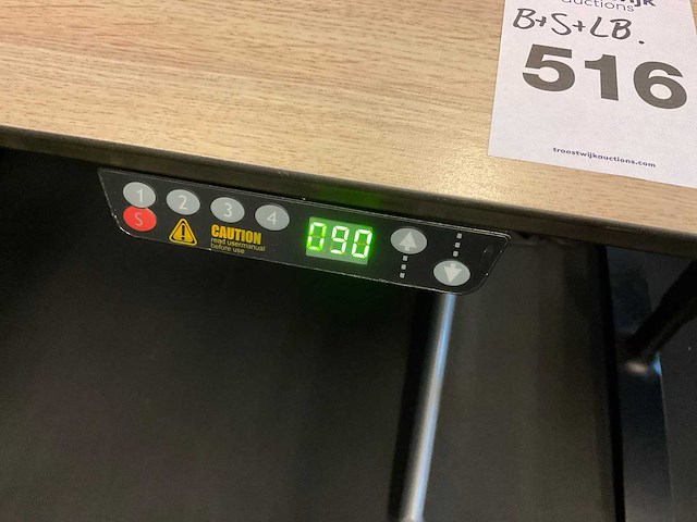 Ahrend bureau, bureaustoel en ladeblok - afbeelding 4 van  10