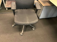 Ahrend bureau, bureaustoel en ladeblok - afbeelding 9 van  10