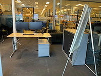 Ahrend bureau, kast en ladeblok - afbeelding 4 van  10