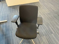 Ahrend bureau met bureaustoel - afbeelding 2 van  7