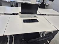 Ahrend bureau met elektrische monitorlift (10x) - afbeelding 4 van  5