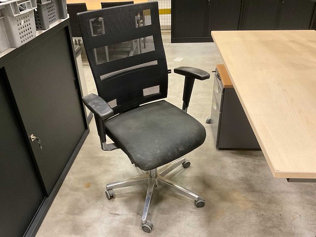 Ahrend bureau - afbeelding 10 van  12